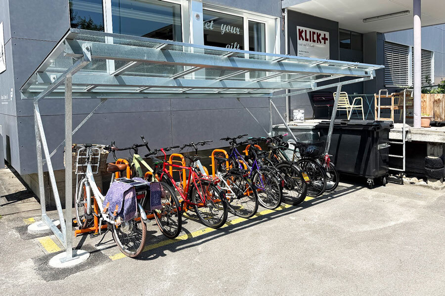 velounterstand-fuer-firma.jpg