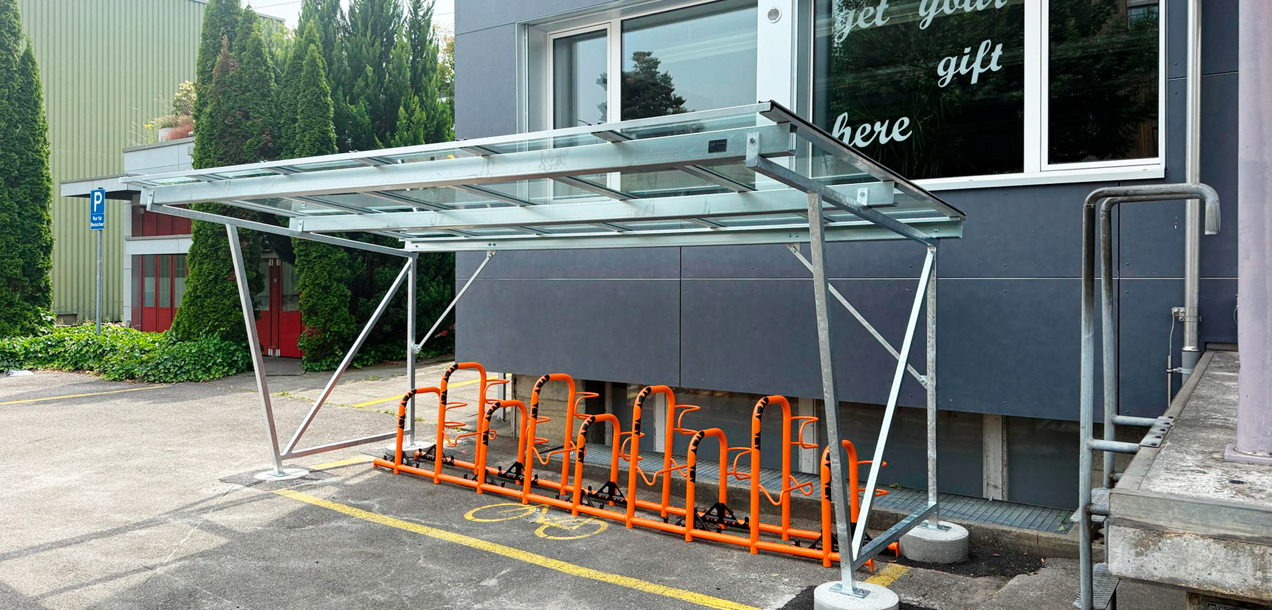 velounterstand-mit-glasdach.jpg